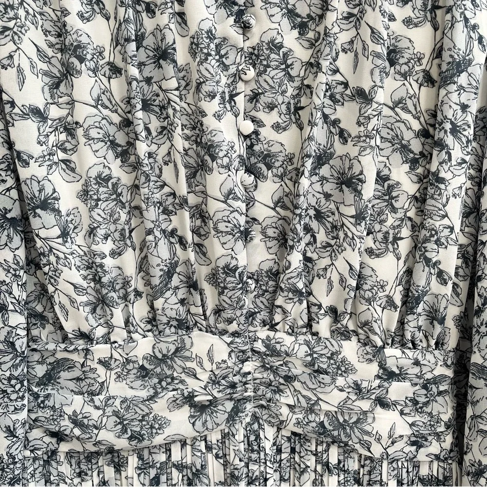 Ivy City Co Mini Brynley Floral Long Puff Sleeve Dress Blue White Girls 11/12